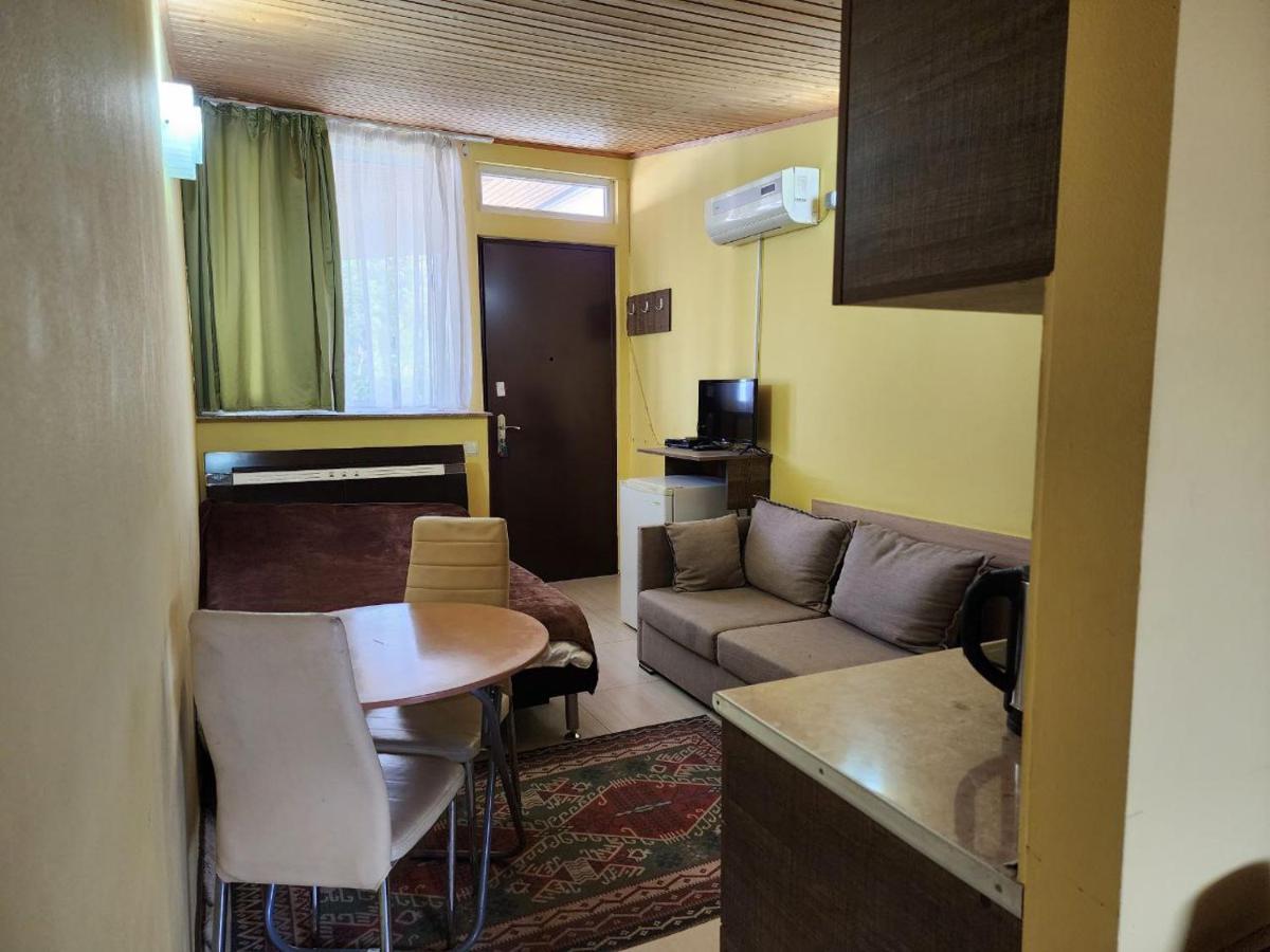 Apart-Hotel Gala In The Center Of Τυφλίδα Εξωτερικό φωτογραφία