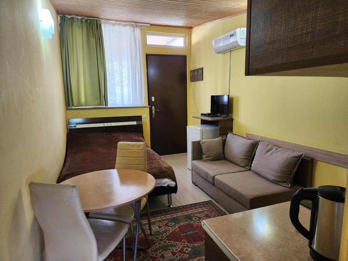 Apart-Hotel Gala In The Center Of Τυφλίδα Εξωτερικό φωτογραφία